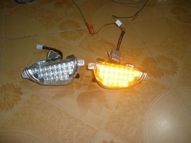 适用于本田MF10佛沙250 Forza250 年配件08-10款转向灯总成