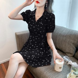 RM11557#新款夏季V领法式红色连衣裙女小众设计小个子短裙衬衫裙