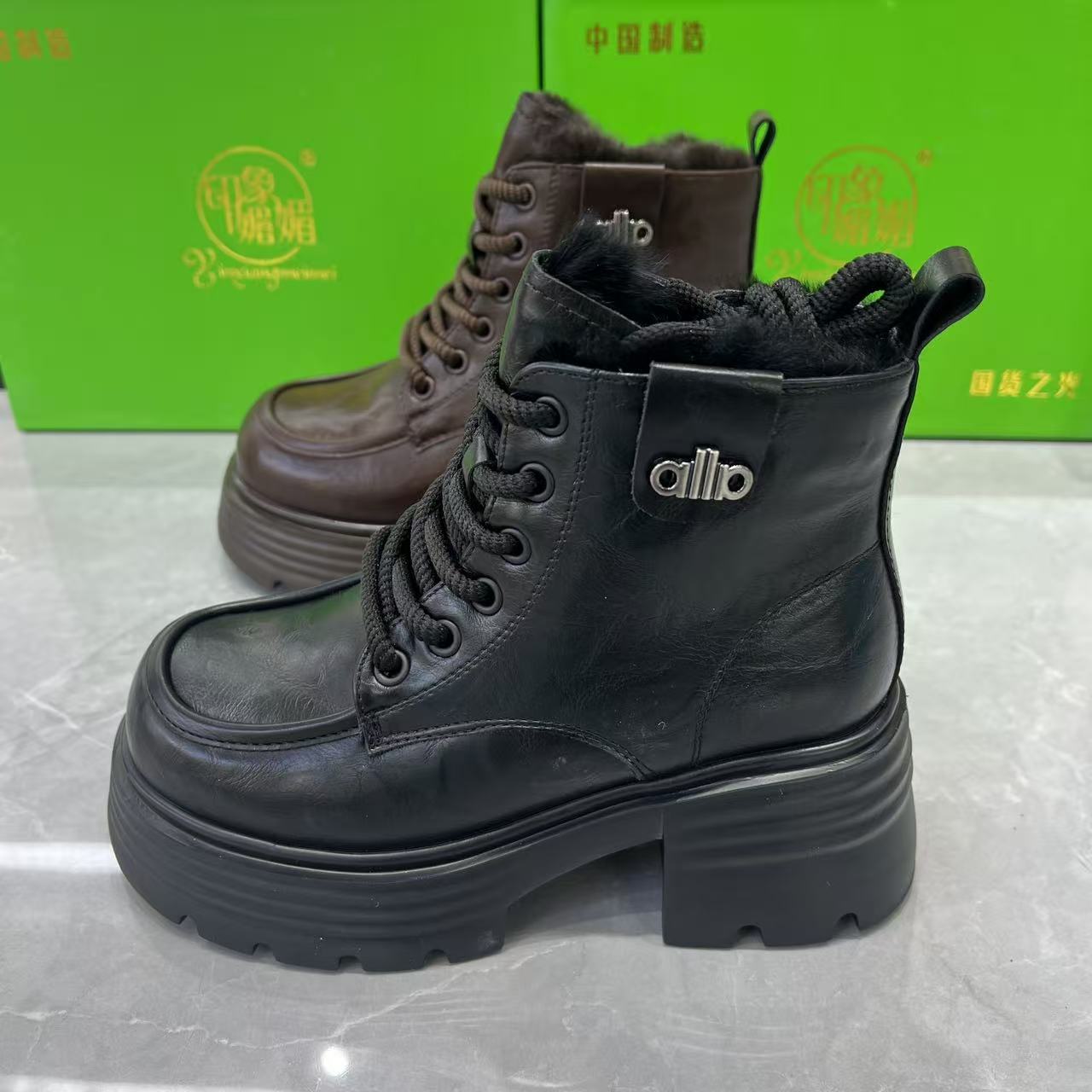 印象媚媚英伦小个子厚底马丁靴女冬加绒保暖系带短靴百搭中跟黑色