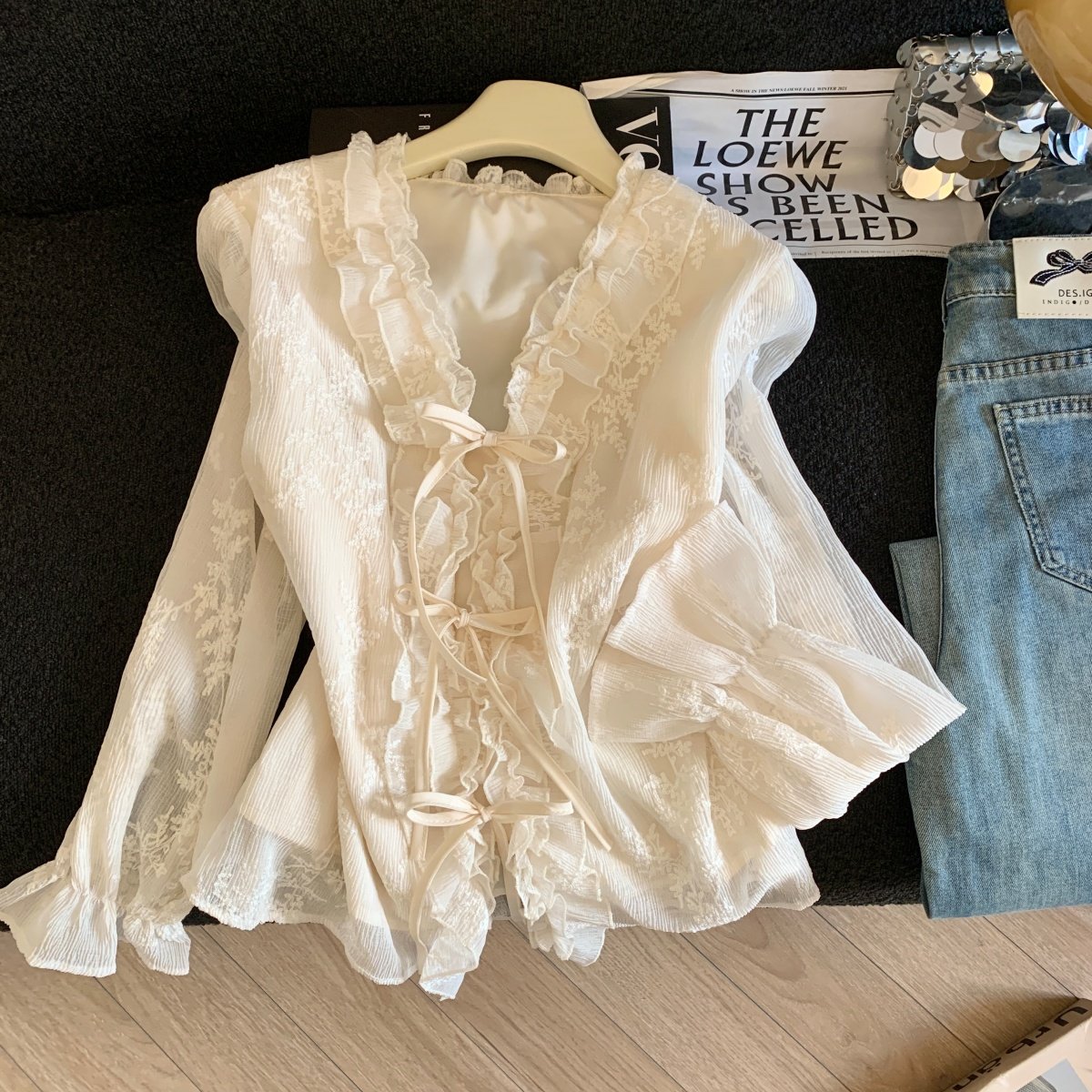 Jade Closet直营店推荐~美拉德甜美风花边v领设计感长袖蕾丝衬衫