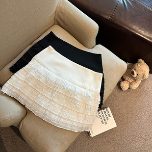 Jade Closet直营店推荐~纯欲风甜辣妹层层蕾丝花边防走光半身短裙