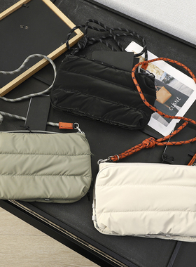 华子家 男女同款户外轻量化休闲运动单肩包斜挎包大号云朵包45408