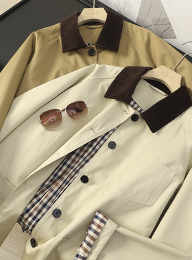 华子家 巴恩风卡其色风衣女秋季设计感灯芯绒翻领中长款外套44599