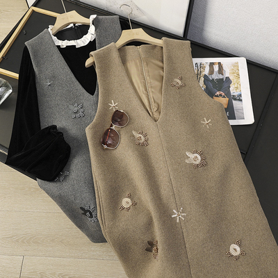 复古钉珠花朵V领背心裙连衣裙女