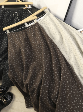 华子家 复古碎花半身裙女2025秋冬新款加厚高腰毛呢a字长裙45475