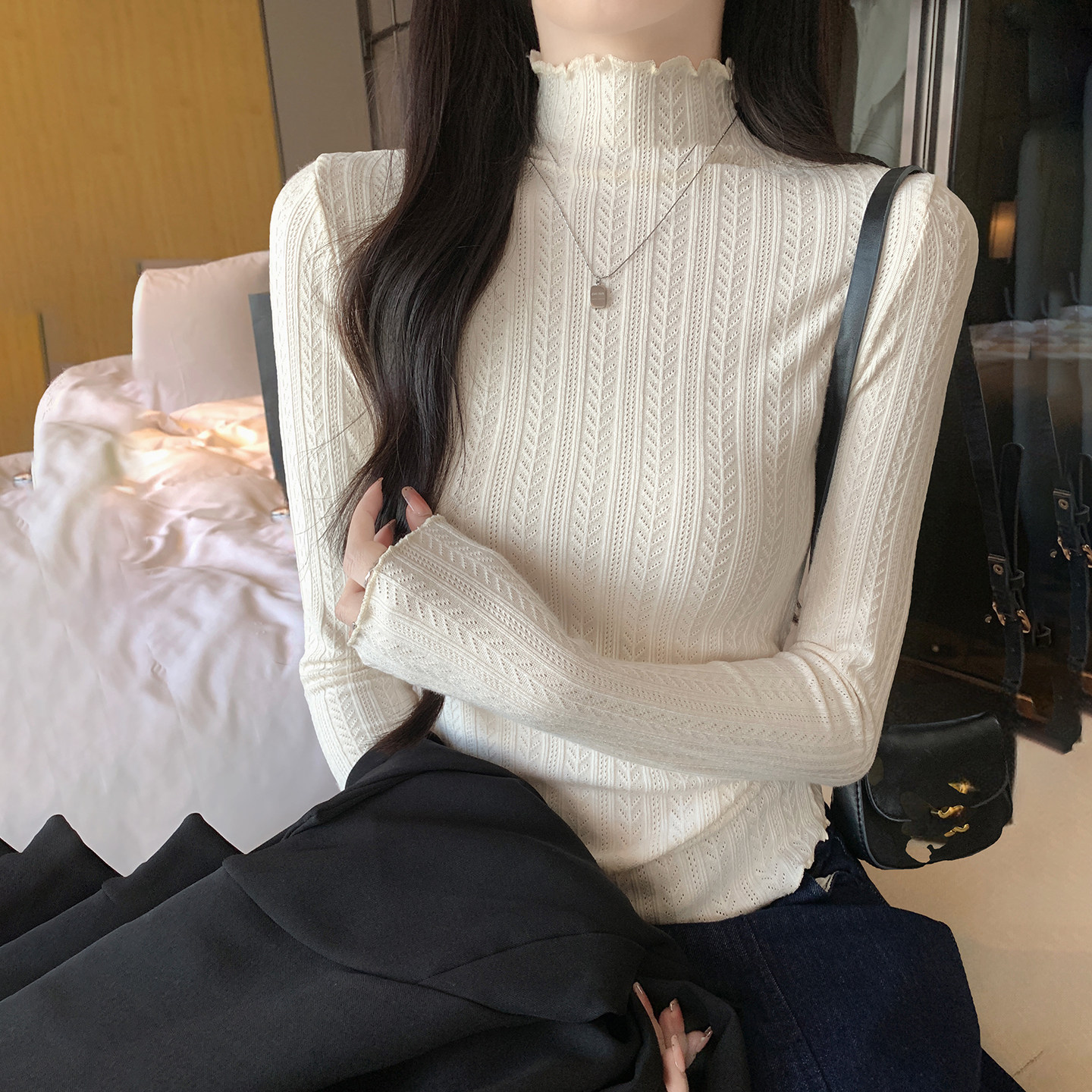 华子家 提花肌理感木耳边半高领针织衫毛衣女秋季内搭打底衫50042