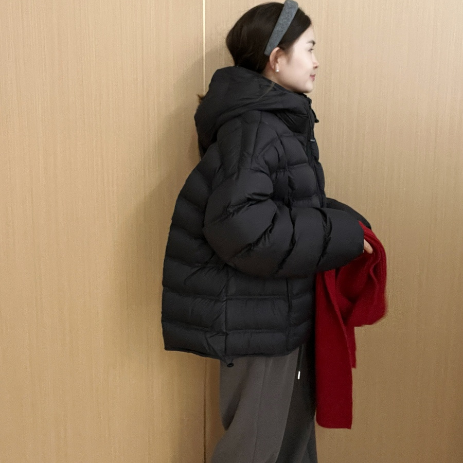 此外连帽中长款羽绒服女