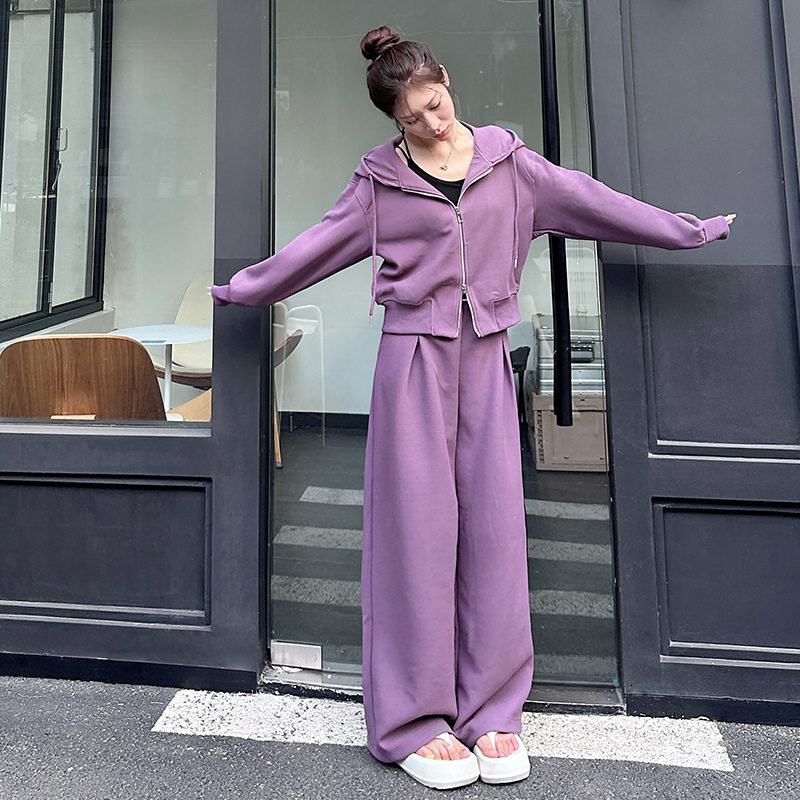 紫色韩系搭配一整套套装女显瘦新款连帽卫衣阔腿裤运动休闲两件套