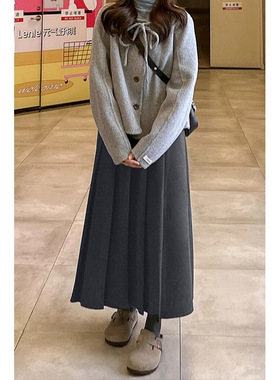 灰色毛呢百褶裙女春秋新款大码显瘦梨形身材胖mm中长款软糯a字裙