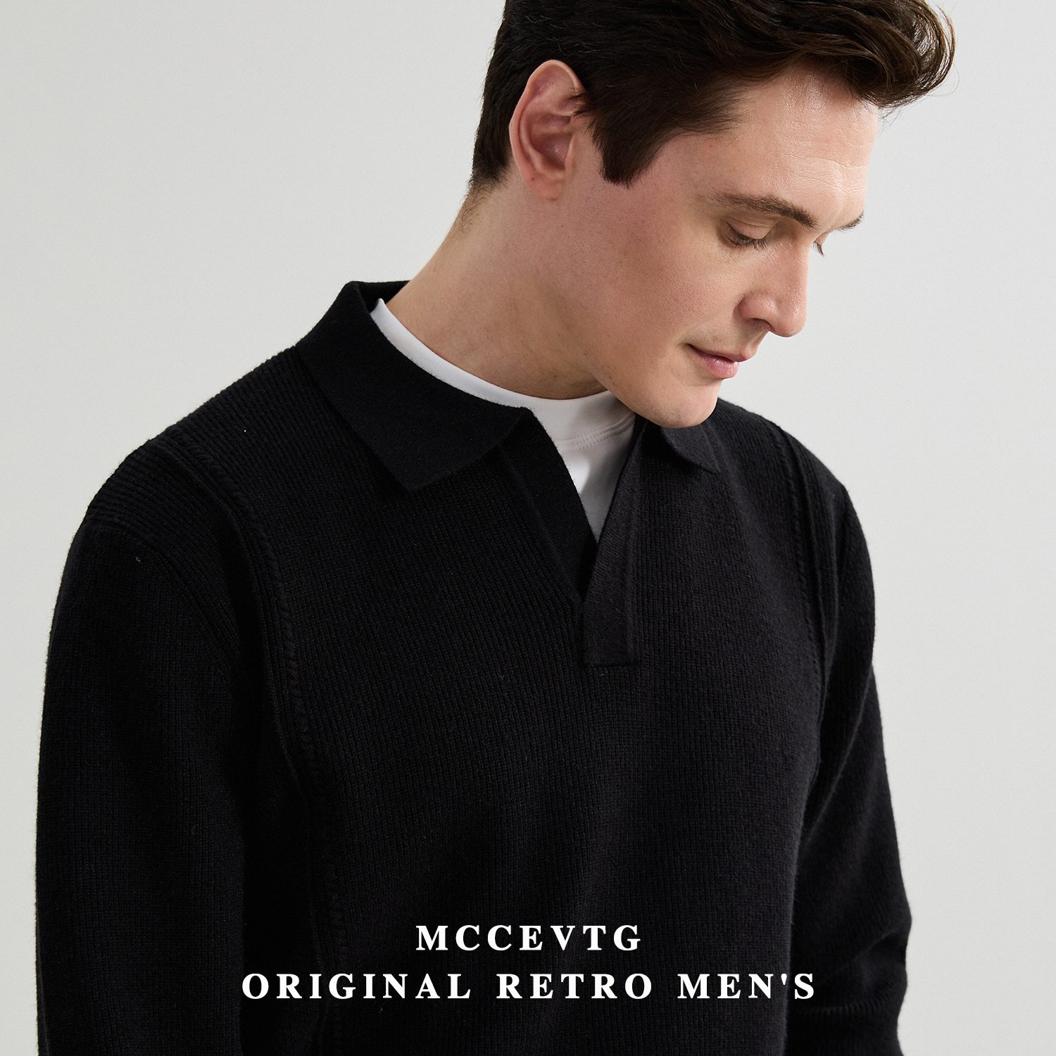 MCCEVTG意式V领翻领针织衫