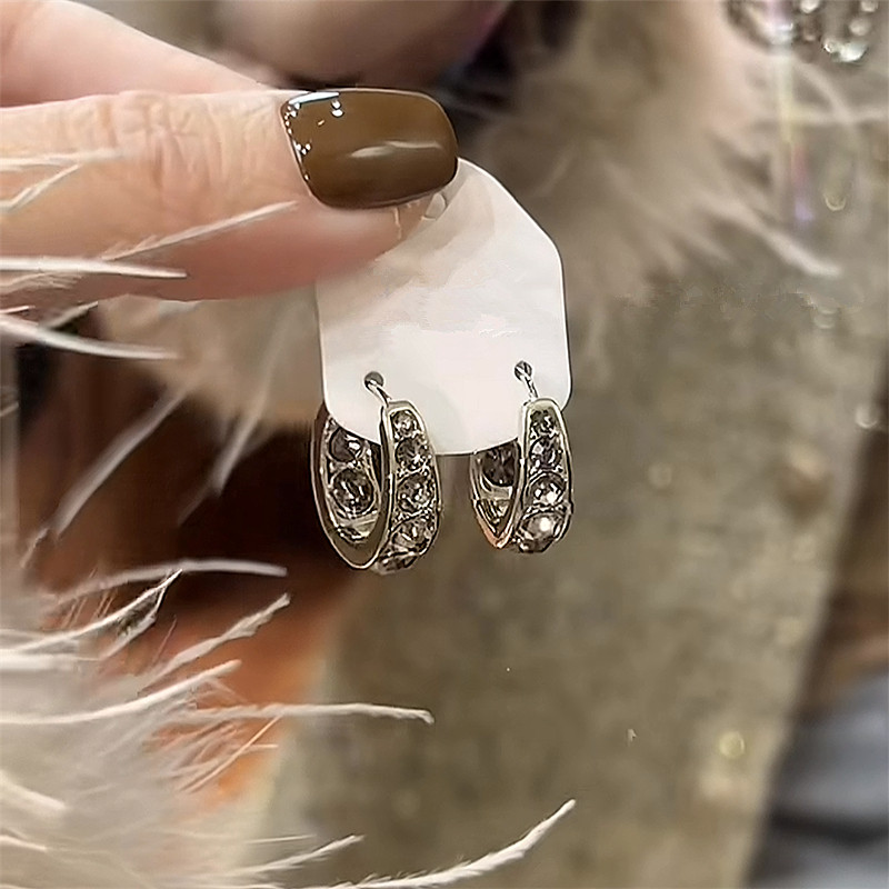 新款铜镀金高级感灰色镶钻小圈耳扣简约冷淡风ins时尚新年百搭款,饰品/流行首饰/时尚饰品新,耳环,淘宝优惠券,粉丝福利购,淘宝优惠卷