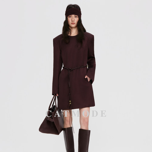 复古咖色秋冬收腰显瘦连衣裙