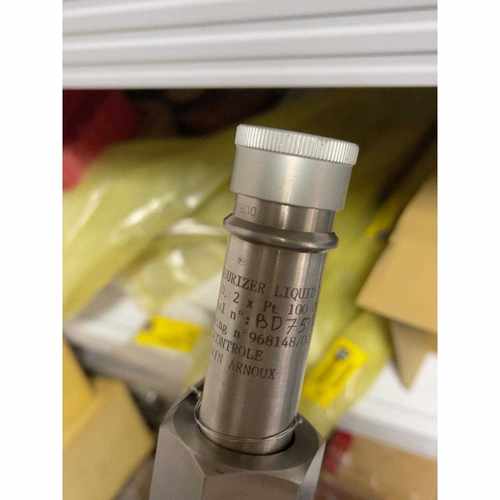 标价是空箱-稳压器液相温度计 全新包装 PVRO-CONTROLE 型议价