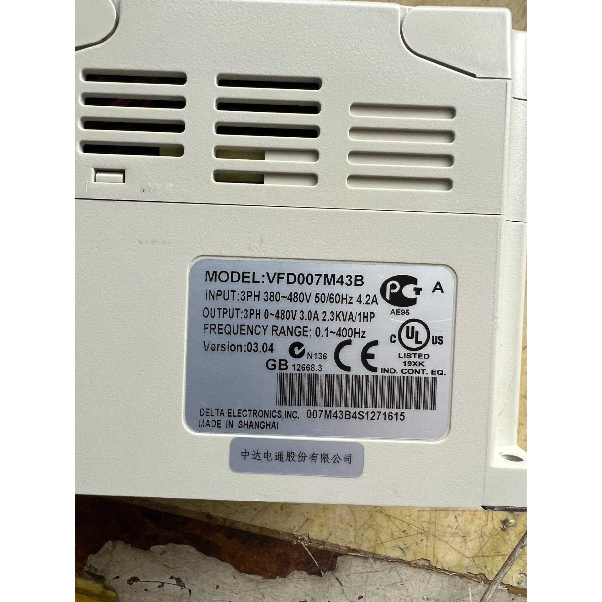 标价是空箱-VFD007M43B 拆机台达变频器，实物拍摄，外观功能议价