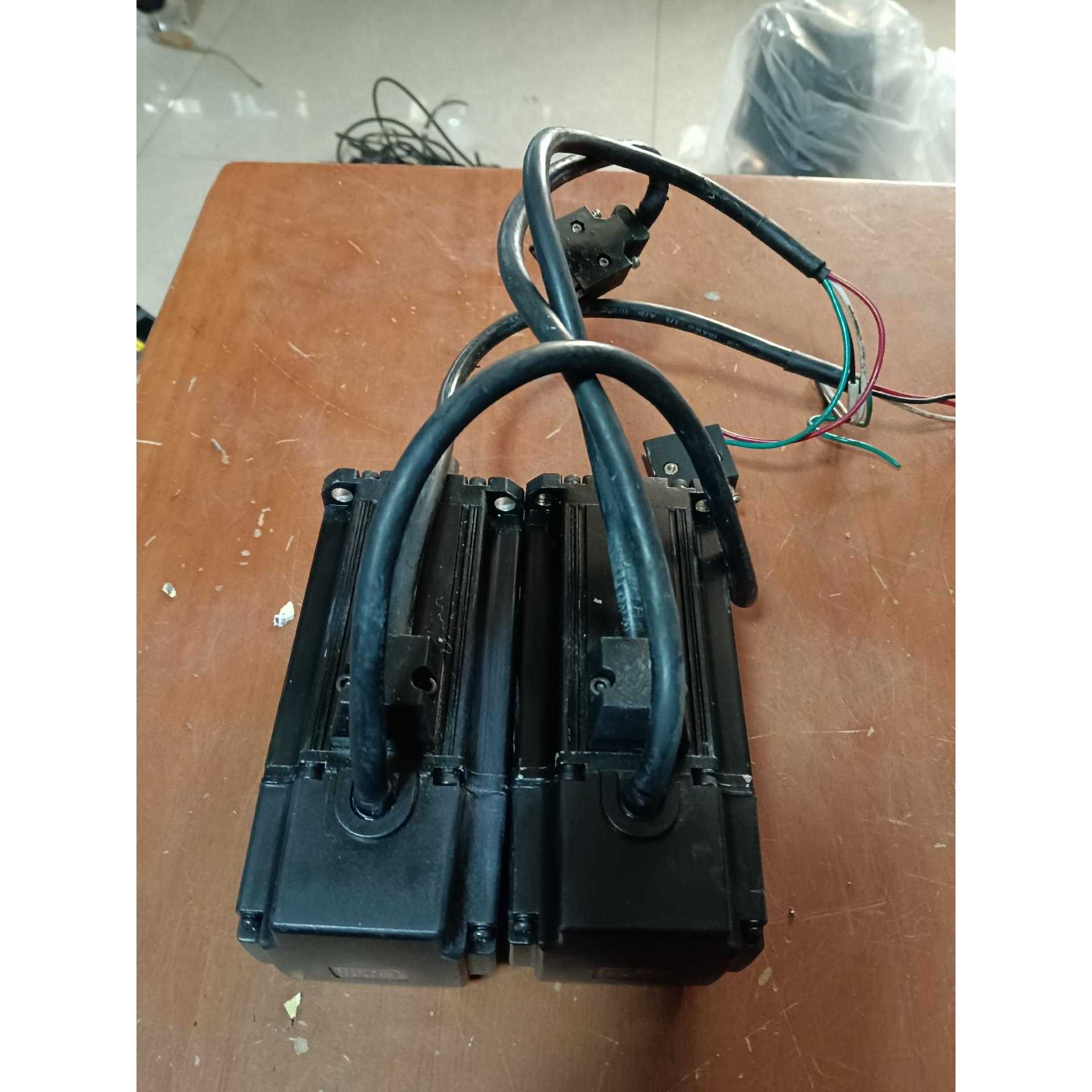 标价是空箱-韩国LS伺服电机APM-SBN05ADK-SMS（V1），原议价