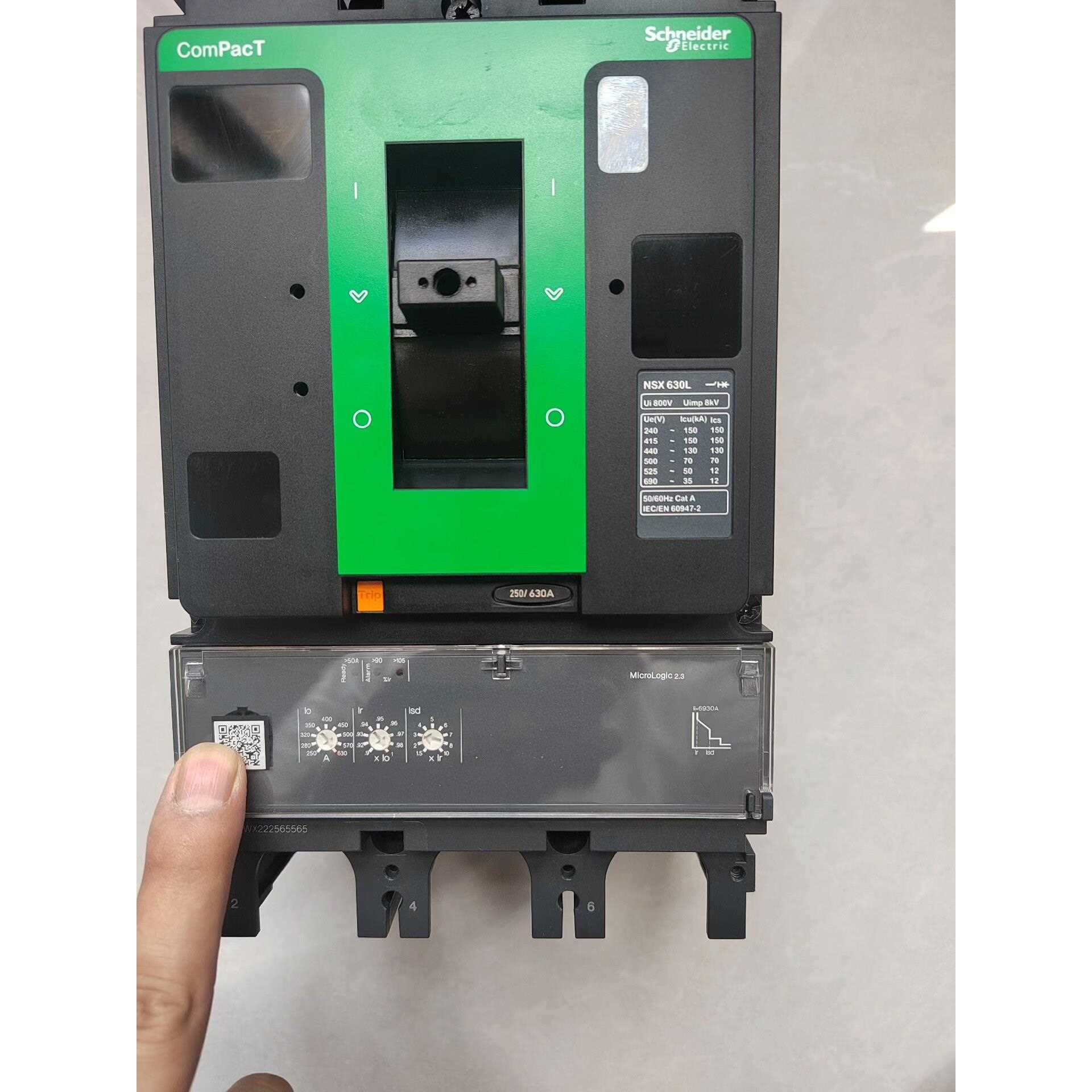 标价是空箱-施耐德塑壳断路器NSX630L 3P 630A议价