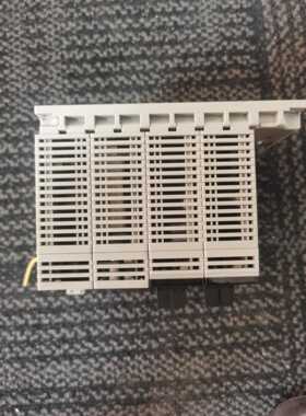 标价是空箱-二手拆机PLC AFP2632 FP2-PSA2议价