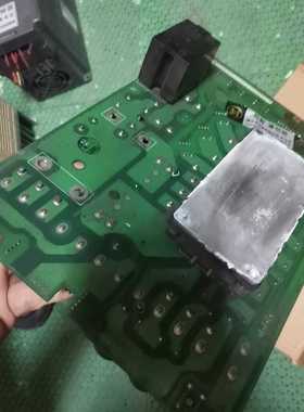 标价是空箱-安川F7驱动板ETP617152实物图拍摄11KW的驱动板议价