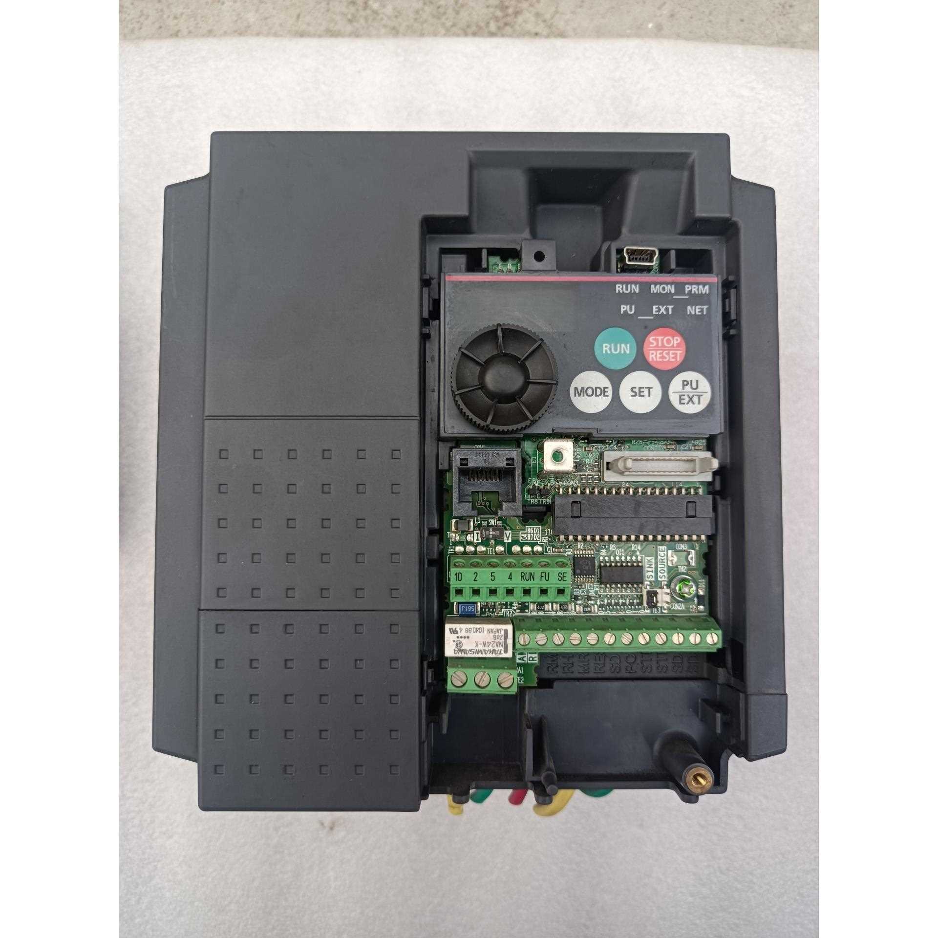 标价是空箱-三菱变频器 FR-E740-0.75K-CHT 0.议价