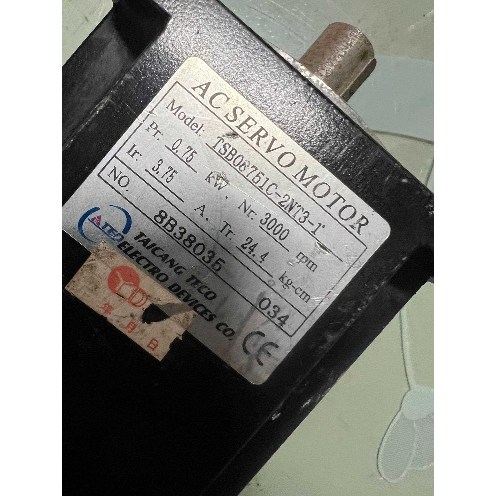 标价是空箱-TSB08751C-2NT3-1 拆机东伺服电机，实图，议价