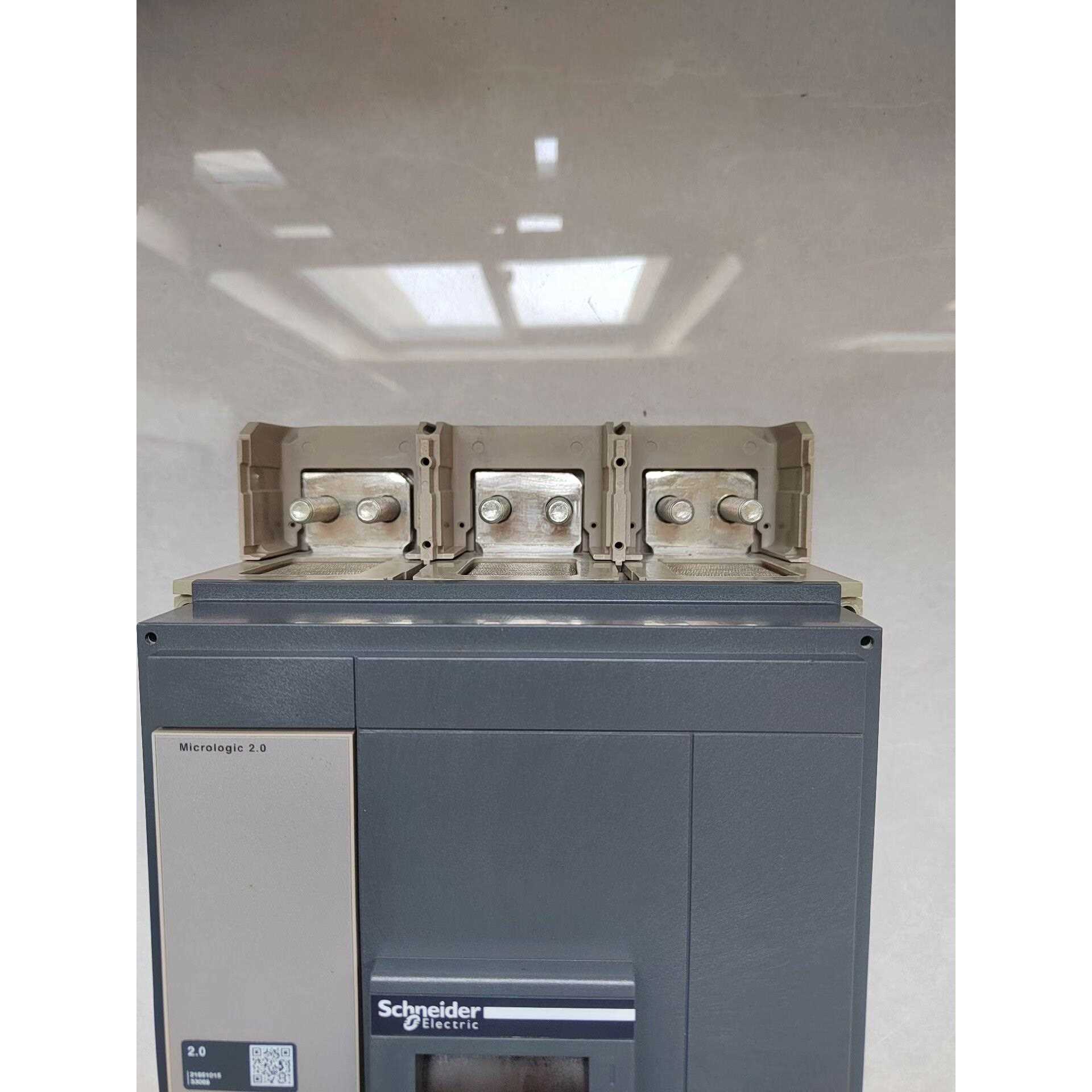 标价是空箱-施耐德塑壳断路器NS1250N 3P 1250A议价