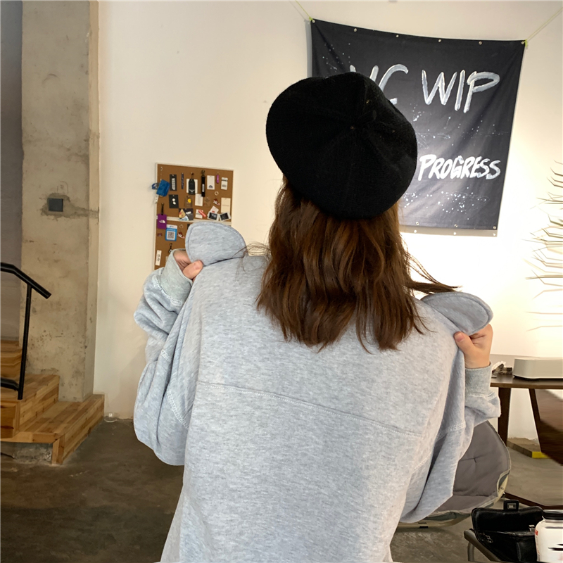 Real shot Plush sweater women's 20 new small winter clothes Korean loose sleeve shoulder ear coat