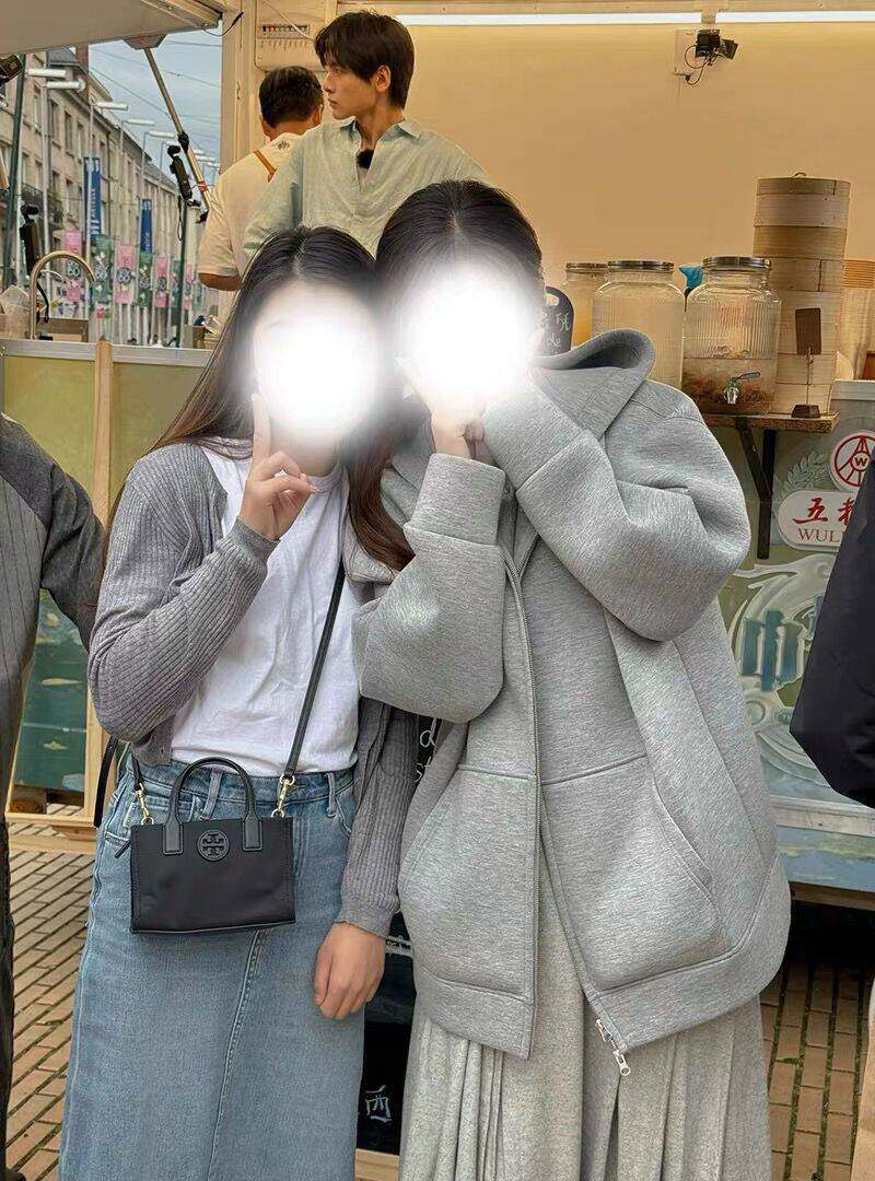 虞书欣中餐厅同款卫衣复古灰色连帽加绒外套男女秋冬爆款宽松显瘦