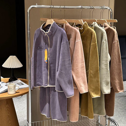 MOTIE末贴假日套装睡衣女秋冬新款双面奥粒绒拉链简约字母家居服