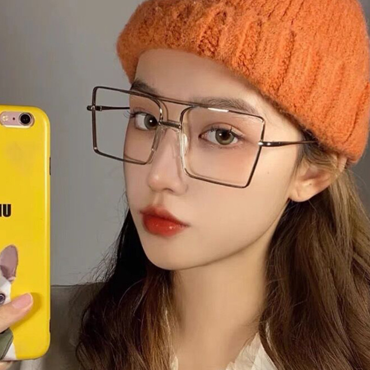 金属方形眼镜架街拍平光镜