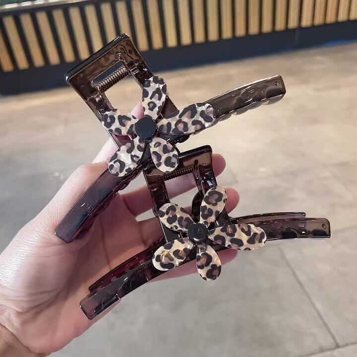 大号豹纹花朵发夹后脑勺盘发鲨鱼夹简约高级感大抓夹发饰品发卡