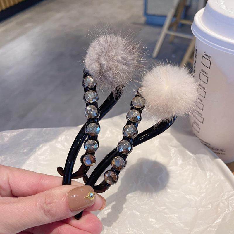 法式闪亮毛球水钻扭扭夹发夹高级感百搭后脑勺夹子女发卡,户外/登山/野营/旅行用品,旅行发卡,淘宝优惠券,粉丝福利购,淘宝优惠卷