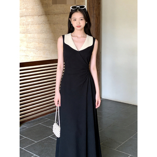 昼白｜法式复古连衣裙高级感清冷气质大码新款显瘦礼服赫本小黑裙
