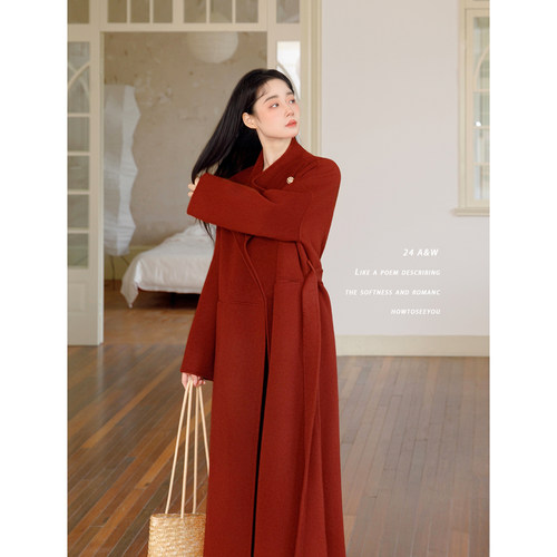 新年氛围红色羊毛大衣