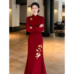 蝶恋花｜新年战袍冬季原创刺绣红色连衣裙修身鱼尾改良旗袍新中式