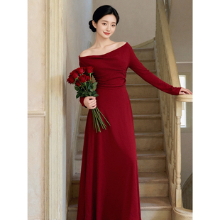 何衣见友加厚法式针织新年红色连衣裙日常敬酒订婚荡领长袖礼服冬