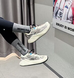 SALOMON萨洛蒙AERO GLIDE 3/4低帮黑色全黑透气公路跑步鞋