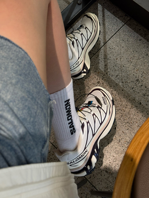 SALOMON萨洛蒙 XT-6 减震透气低帮运动鞋男女同款 樱桃粉