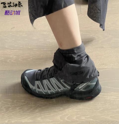 萨洛蒙户外女子徒步鞋