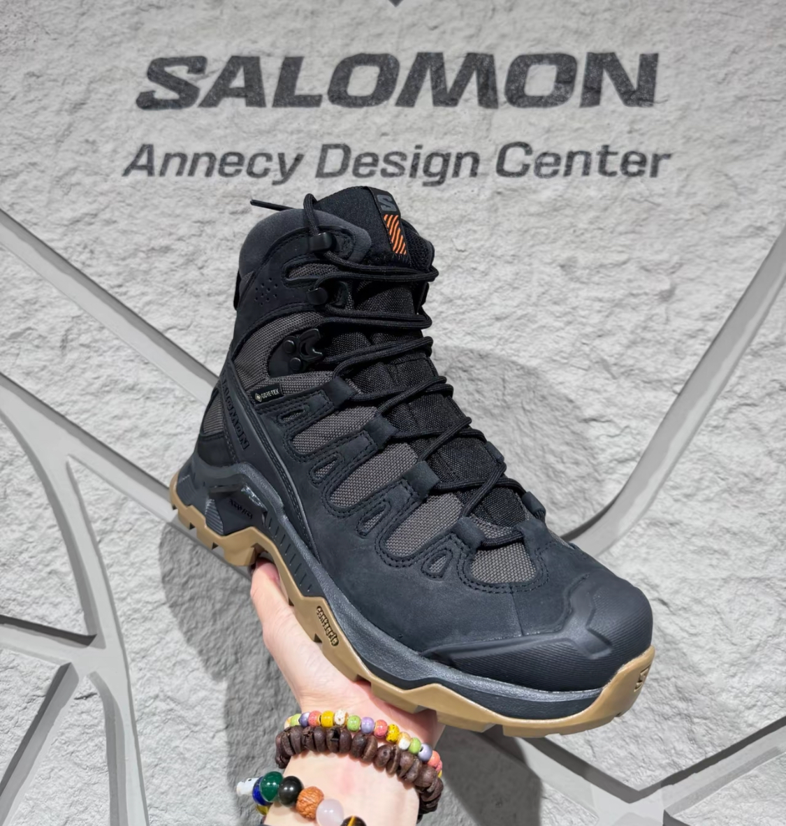SALOMON萨洛蒙 QUESTTRACKER重装防水雪山冬季皮革高帮徒步登山鞋