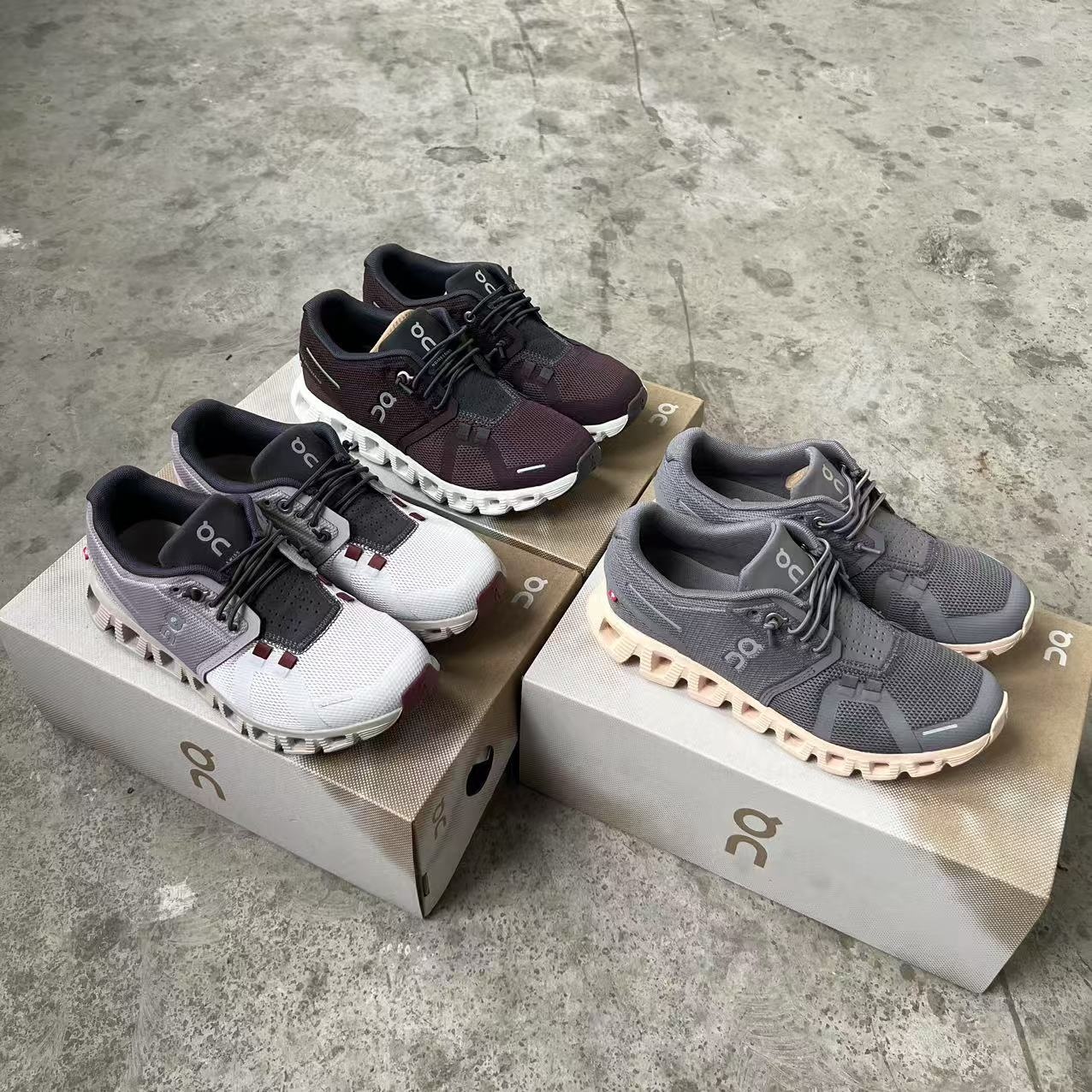 On昂跑cloud X3 轻量化极简舒适减震透气低帮跑步鞋女款