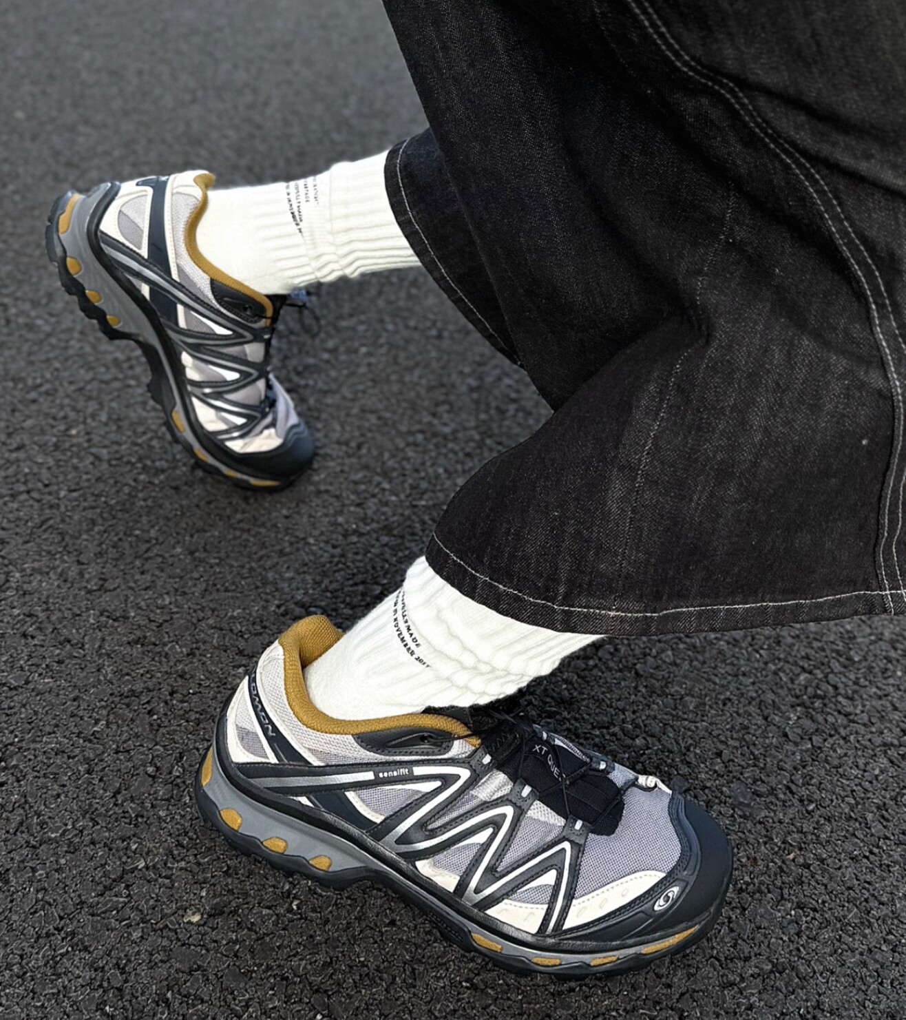 SALOMON萨洛蒙 XT Quest 舒适百搭支撑登山鞋男女同款银黄色图片