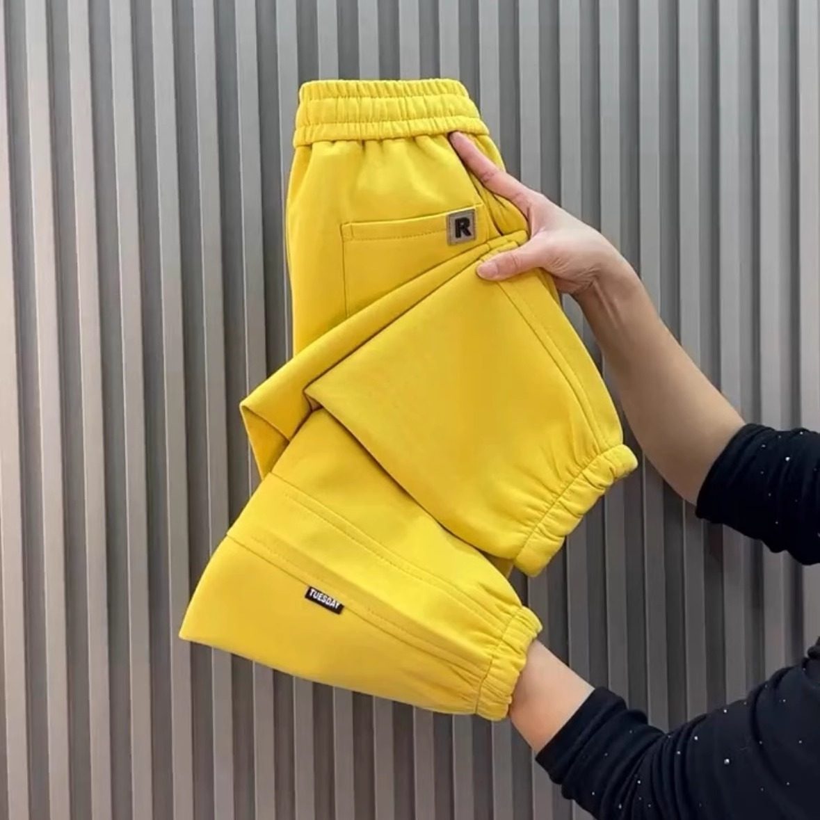 黄色高腰运动卫裤女秋季新款百搭潮流时尚舒适束脚韩版休闲裤遮肉