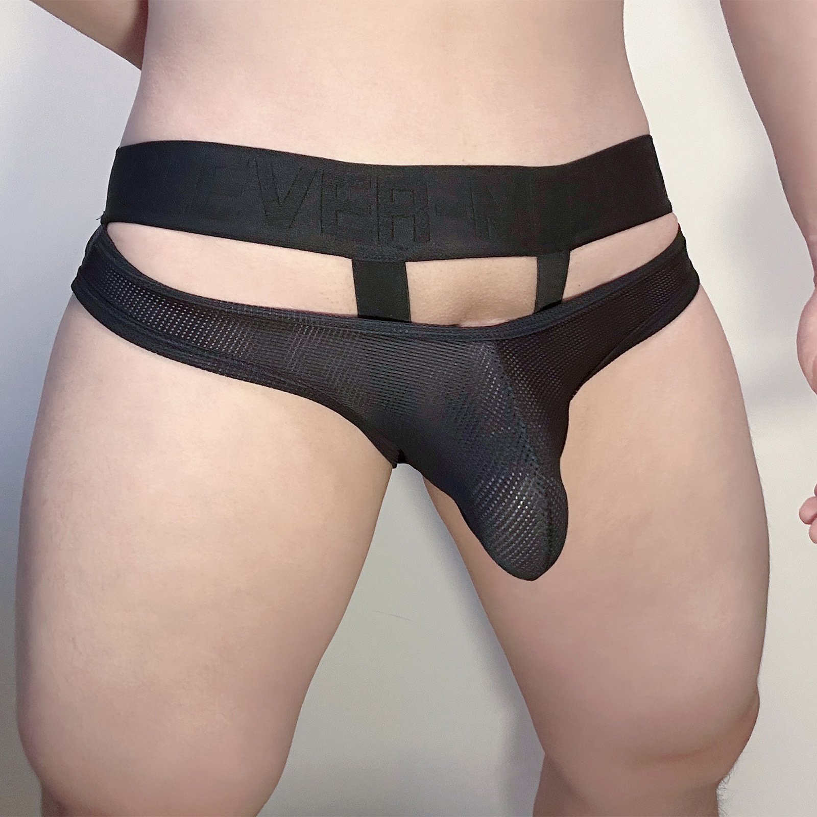 男士性感网孔透气三角裤