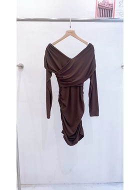 八1209韩国东大门连衣裙区4526985可爱清新冬季炸街正品时装休闲