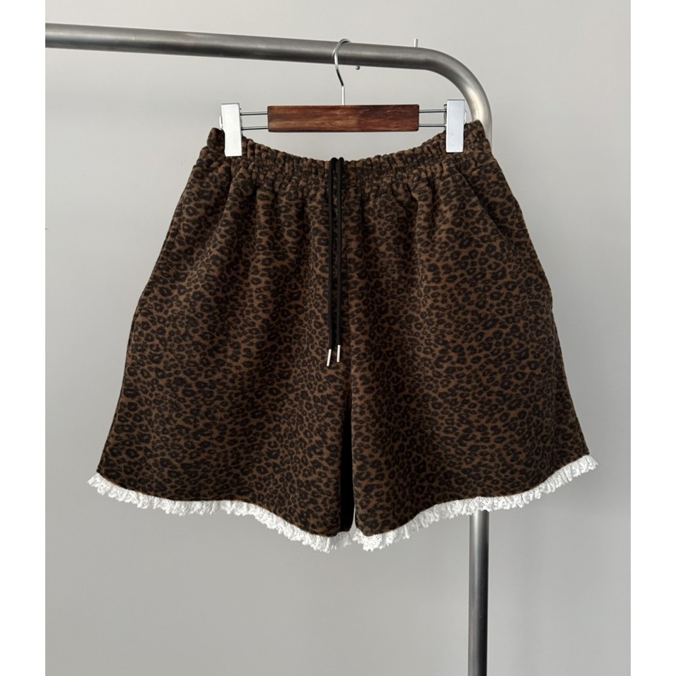 八1015韩国东大门运动短裤区4461390炸街可爱清新冬季风格正品