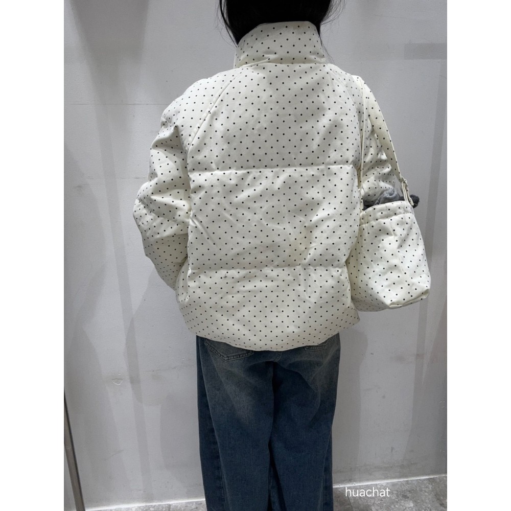 九1126韩国东大门运动瑜伽外套区Adorable-8710942个性直邮洋气