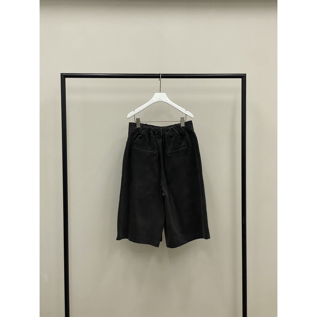 八1205韩国东大门运动短裤区4521776新潮秋冬气质韩版炸街可爱