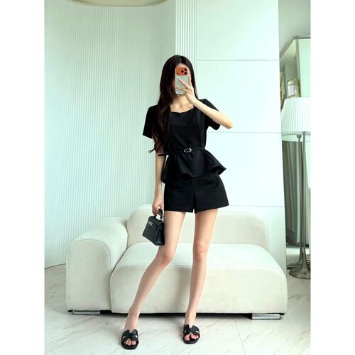 九0714韩国东大门东大门爆款女装上衣区CLOTH-8775327直邮别致