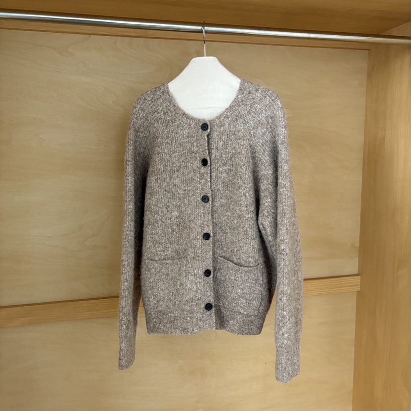 八1015韩国东大门运动户外针织衫区4460739瑞丽秋冬流行韩版独特