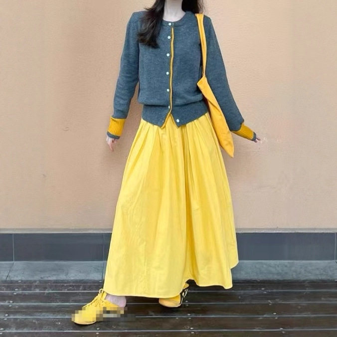 2026春季新款女装设计感多巴胺撞色针织开衫上衣搭配半身裙套装女